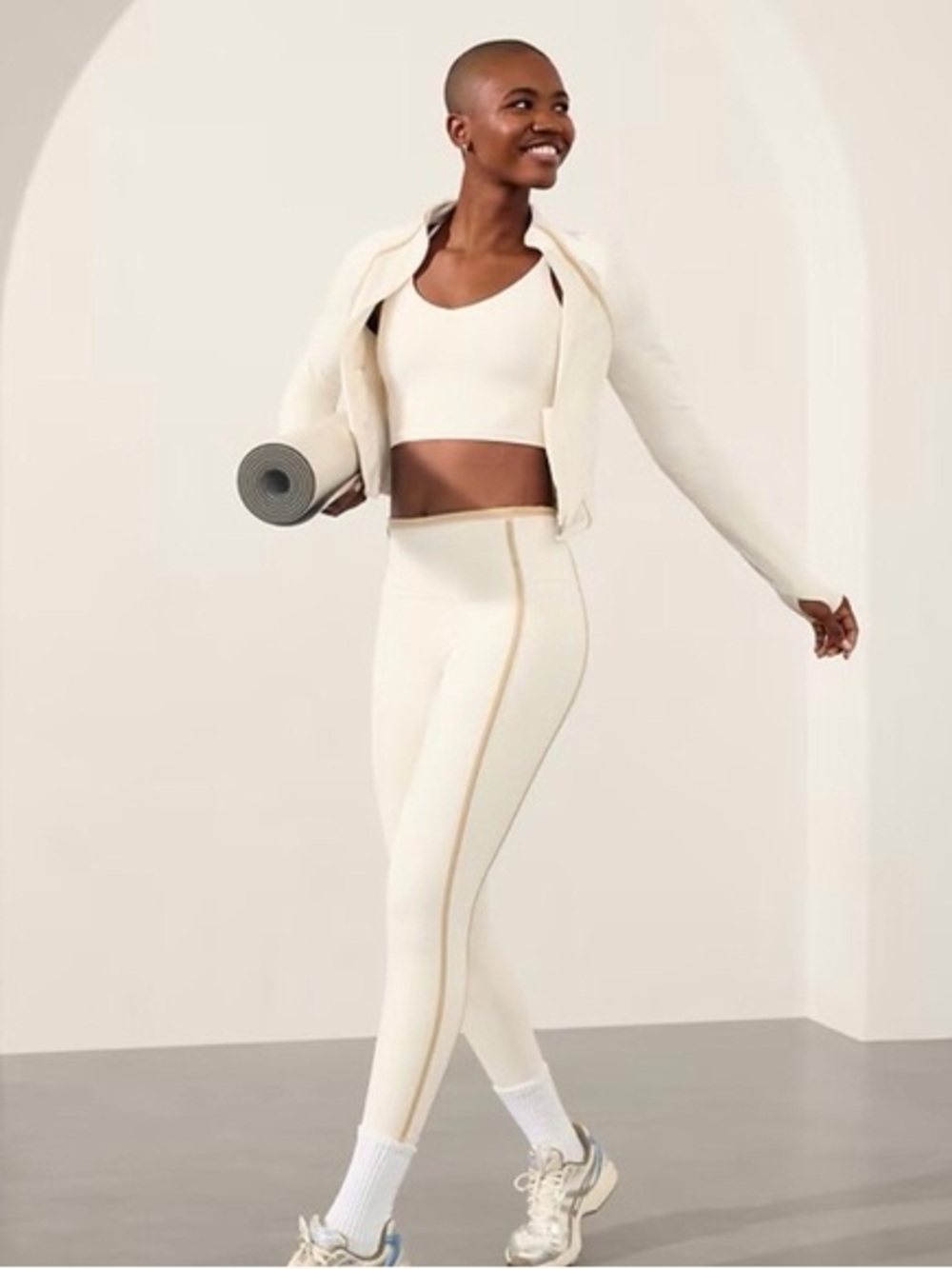 Athleta Size S Ultra High-Rise Elation 7/8 Tight - Cream/Brown